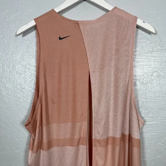 Nike Women XL Peach Orange Tech Pack Breathe Slit Back Train Tank Top AR6407 - Picture 7 of 8